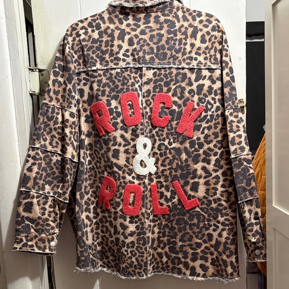 Fantastic Fawn Leopard Print Jean Jacket - Picture 4 of 4